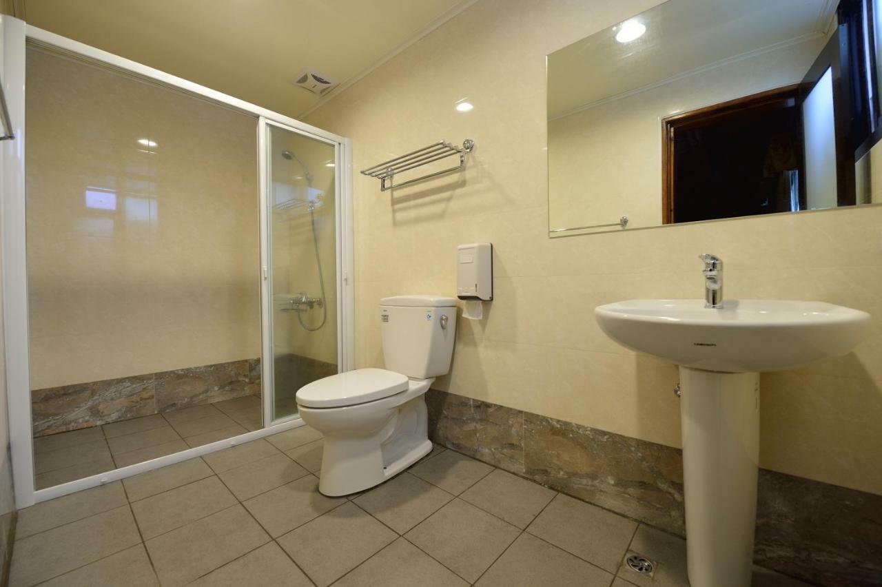 Shinmingshan Holiday Inn Лугу Екстериор снимка